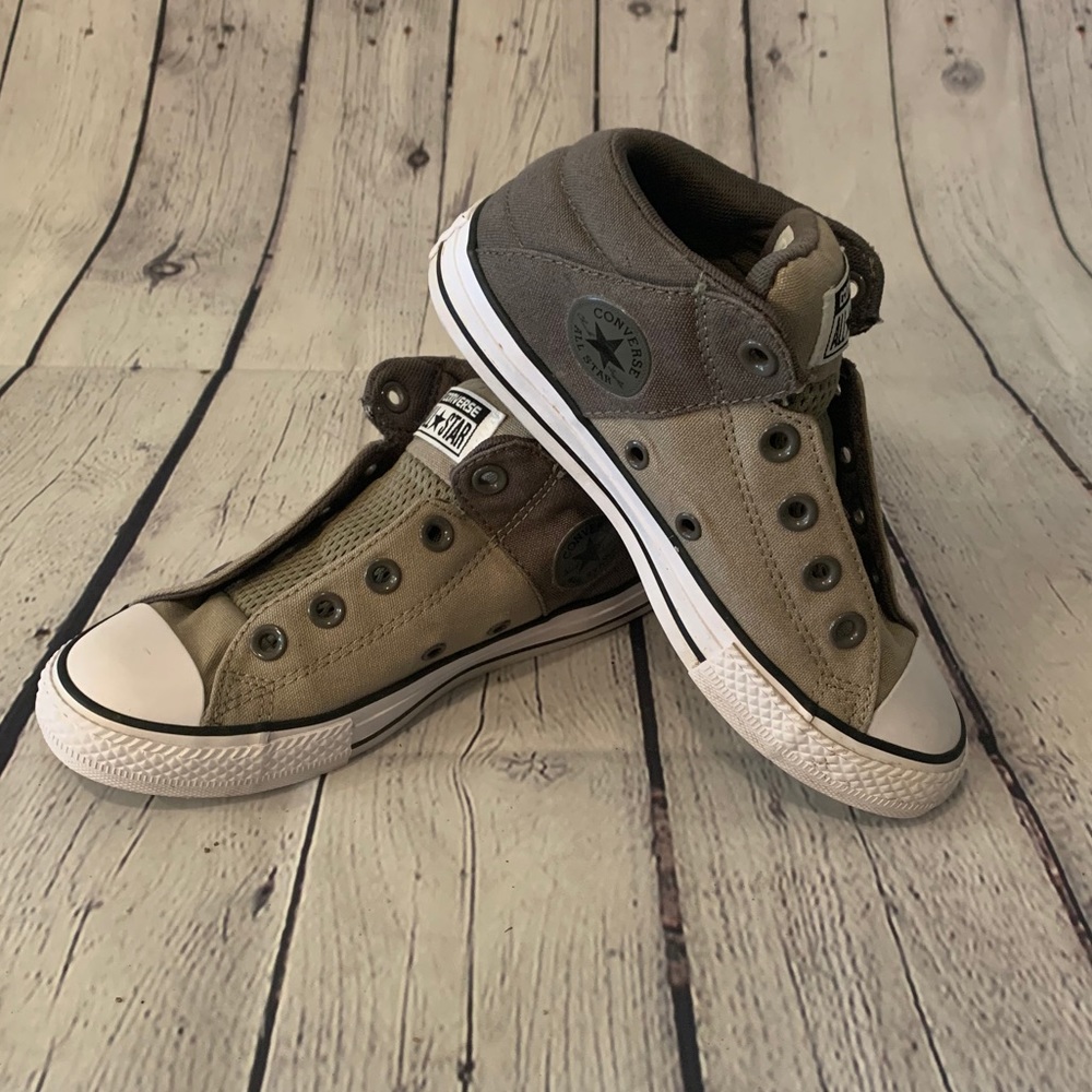 Boys Converse Chuck Taylor All Star Axel Sz 2